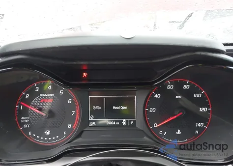 2024 Chevrolet Trax Fwd 1Rs z USA, uszkodzony, nr VIN KL77LGE28RC008462